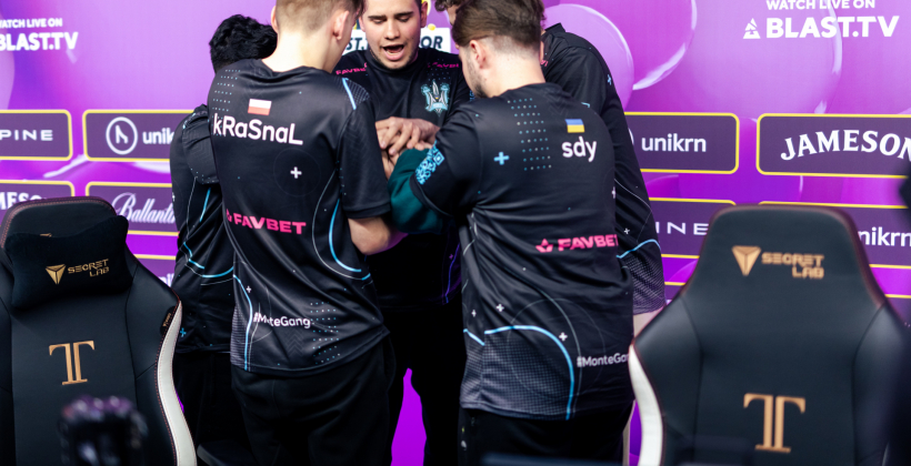 Monte и NAVI победили в первом раунде стадии легенд BLAST.tv Paris Major 2023 - Киберспорт