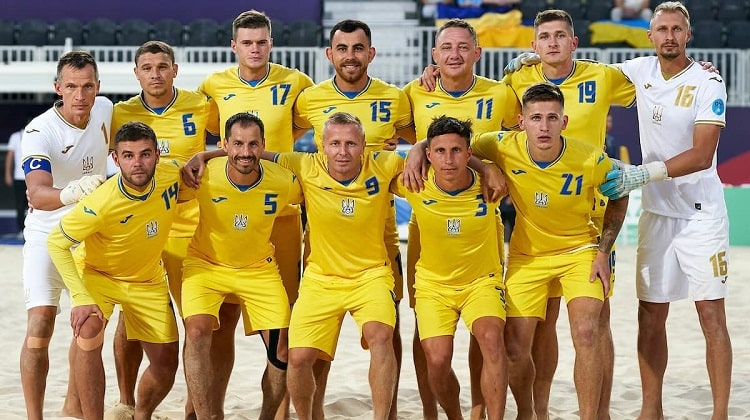 Збірна України вийшла на чемпіонат світу-2024 з пляжного футболу - Пляжний футбол