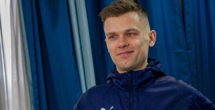 Защитник Безуглый продлил контракт с Металлистом 1925 - Чемпионат Украины