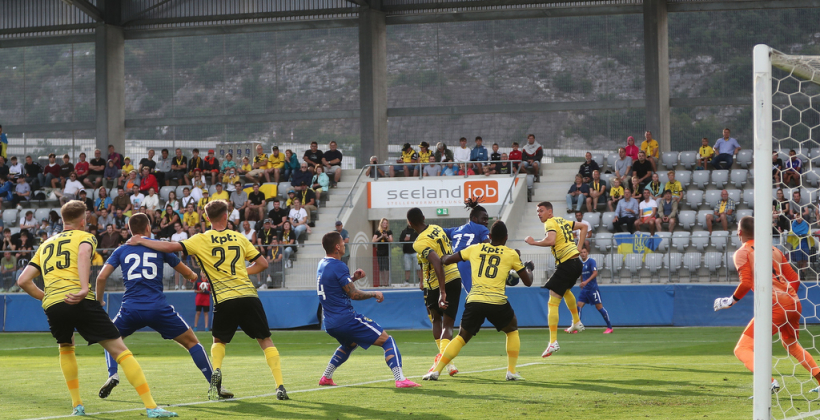 Динамо – Арис прямая трансляция матча. YouTube