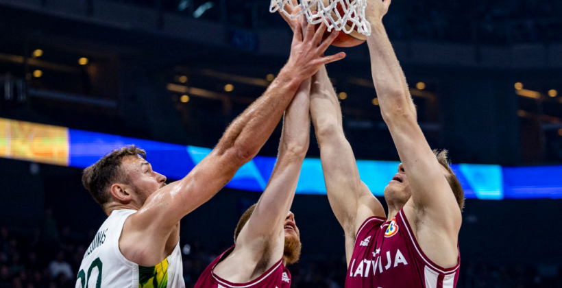 Латвія розгромила Литву та посіла 5-е місце на ЧС-2023 з баскетболу - Збірні