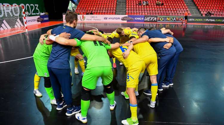 Юнацька збірна України по футзалу вийшла в півфінал Євро-2023 - Футзал
