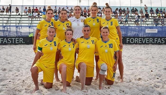 Жіноча збірна України з пляжного футболу в овертаймі поступилася Португалії і не вийшла до півфіналу Євроліги-2023 - Пляжний футбол