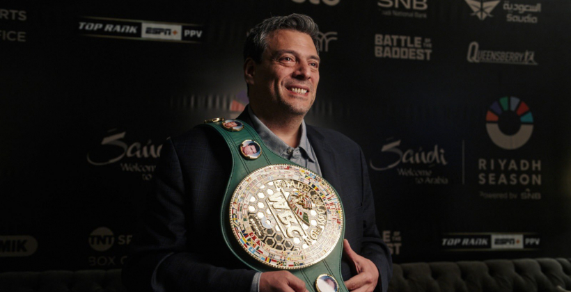 Президент WBC Сулейман прибыл в Эр-Рияд с чемпионским поясом для победителя боя Фьюри - Нганну - Бокс