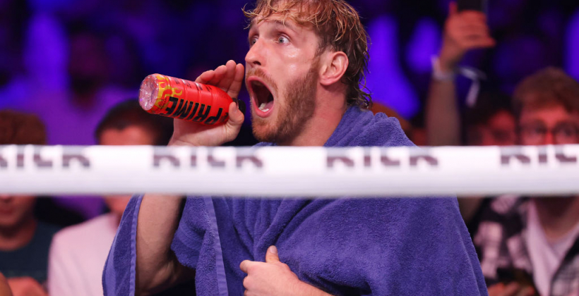 Логан Пол защитил титул чемпиона США WWE на шоу Royal Rumble 2024 - MMA