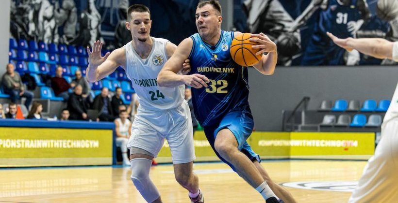 Будивельник в напряженном матче обыграл Запорожье в Суперлиге FAVBET - Суперлига