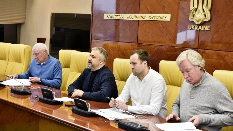 УАФ планирует ввести социальную квоту для болельщиков на стадионах Украины - Чемпионат Украины