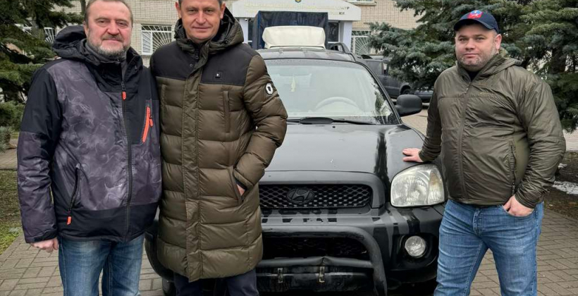 Довбик передал на фронт автомобиль, дроны, прицелы и другое оборудование - Другая сторона