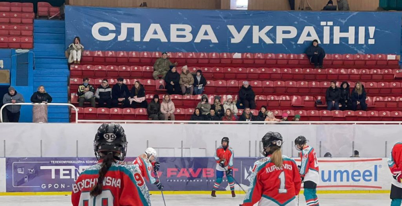 Дворец спорта в Одессе пострадал от ракетного удара российских войск - Чемпионат Украины по хоккею