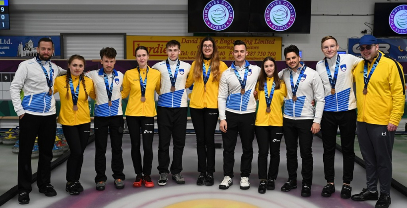 Женская сборная Украины по керлингу впервые выиграла медали чемпионата Европы - Зимние