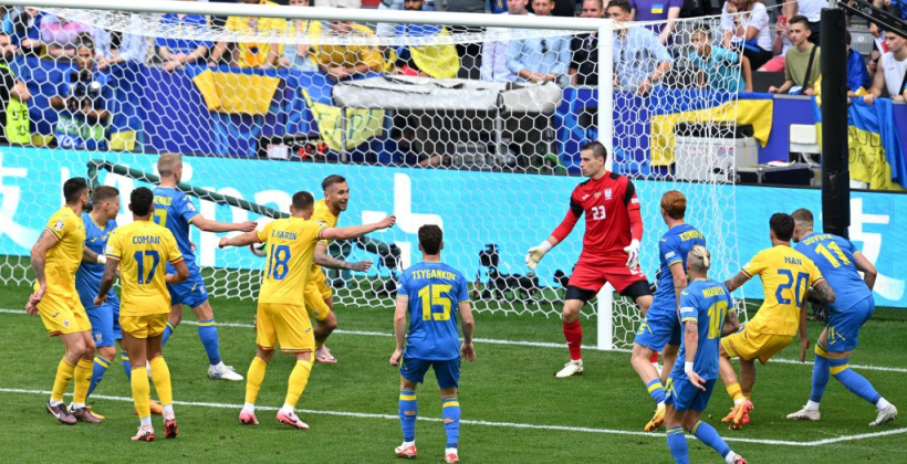 Украина на втором ЧЕ подряд пропускает три гола в стартовом матче - Евро-2024