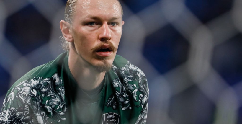 ПСЖ может продать Сафонова ради трансфера Забарного - журналист - Чемпионат Франции