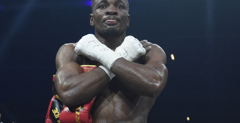 Мбіллі став повноцінним володарем титулу чемпіона WBC у суперсередній вазі, яким володів Кроуфорд - Бокс