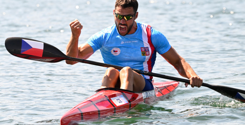Чех Достал виграв золото Олімпійських ігор-2024 у веслуванні байдарок-одиночок серед чоловіків на дистанції 1000 м - Олімпіада-2024