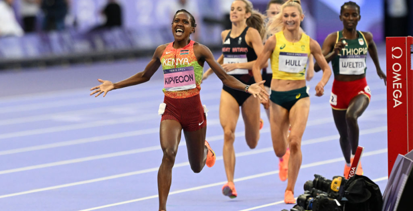 Кенійка Кіп'єгон стала триразовою олімпійською чемпіонкою в бігу на 1500 метрів - Олімпіада-2024