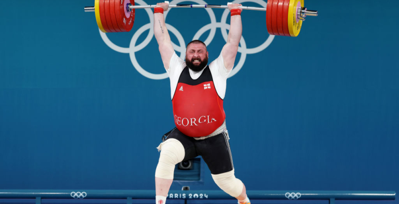 Грузинський важкоатлет Талахадзе став триразовим олімпійським чемпіоном - Олімпіада-2024