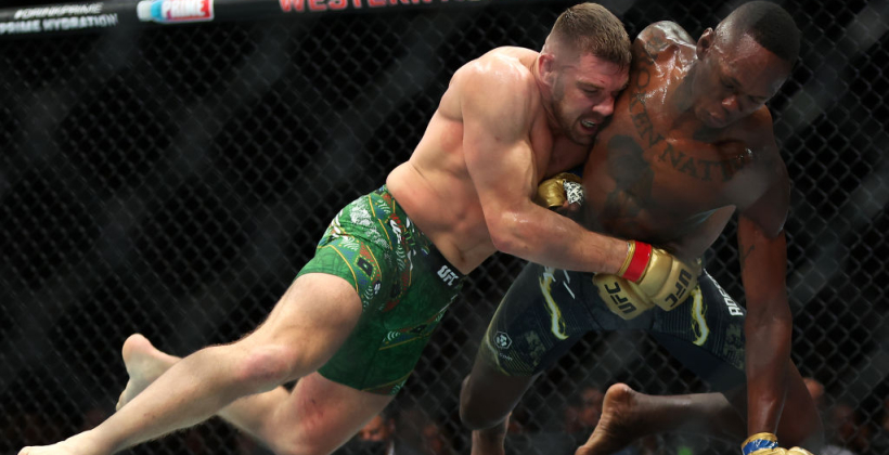 Дю Плессі достроково переміг Адесанью у головному бою турніру UFC 305 - MMA