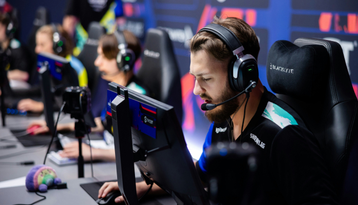 NAVI програли Team Spirit у півфіналі BLAST Bounty Spring 2025 - Кіберспорт