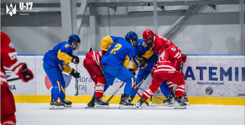 Сборная Украины U-17 по хоккею заняла второе место на турнире Ostrava Cup - Хоккей