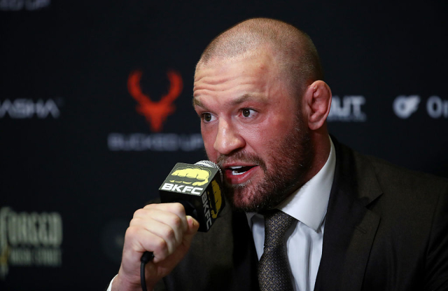 Макгрегор офіційно проведе реванш проти Голловея 11 липня на турнірі UFC 329