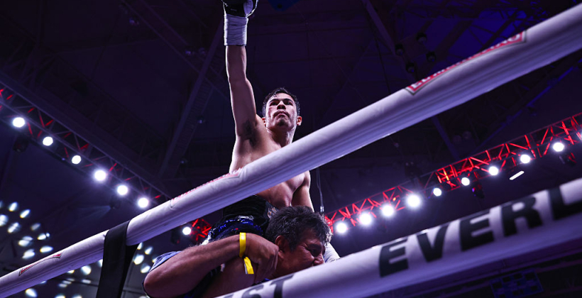 Медіна переміг Такеї і став чемпіоном світу за версією WBO у найлегшій вазі - Бокс