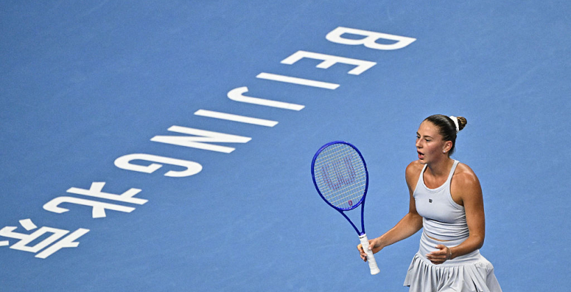 Костюк уступила Бадосе в выставочном матче турнира World Tennis League - WTA