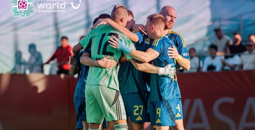 Збірна України із сокки гарантувала собі участь у плей-оф чемпіонату світу, розгромивши Колумбію - Футбол