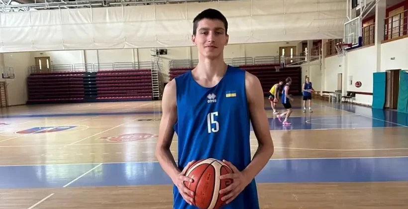 Центровой Днепра Сыпало – MVP четвертьфинальной серии плей-офф Суперлиги-2025/26 - Суперлига