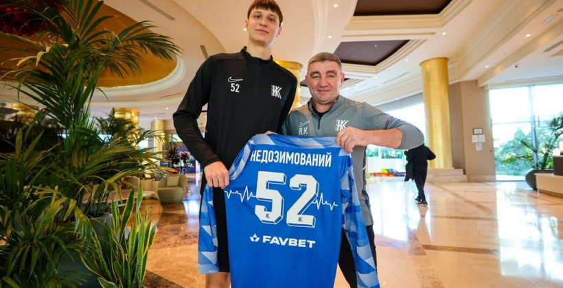 Колос підписав 18-річного воротаря Недозимованого - Чемпіонат України