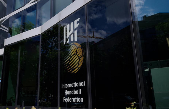 Федерация гандбола Украины раскритиковала решение IHF вернуть российские и белорусские команды в международные соревнования